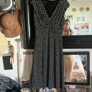 3/$20 Gorgeous dress by Anne Klein.